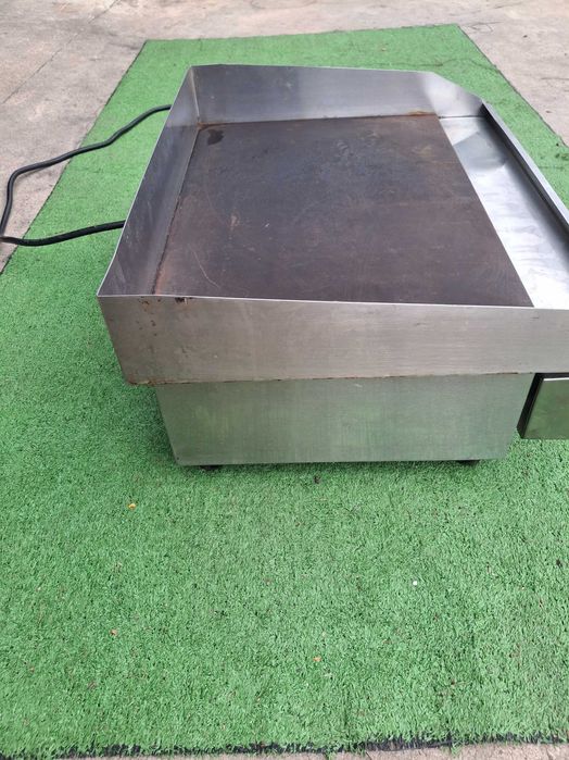 Професианална скара изцяло гладка