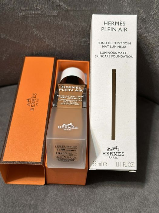 Fond de Ten Hermès Plein Air Luminous Matte Foundation (33 ml)ORIGINAL