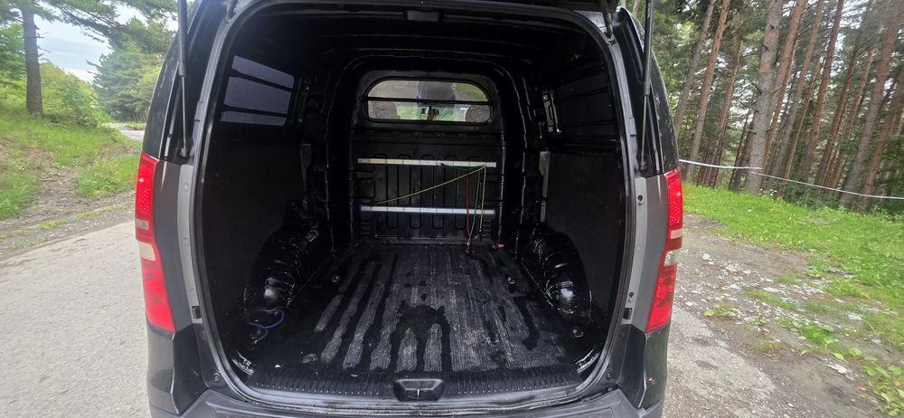 HYUNDAI H-1 2008 — imagine 5