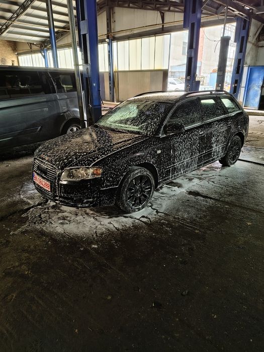 Vând Audi A4  recent înmatriculat