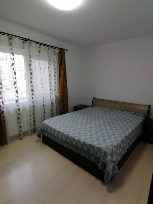 Inchiriez apartament 2 camere