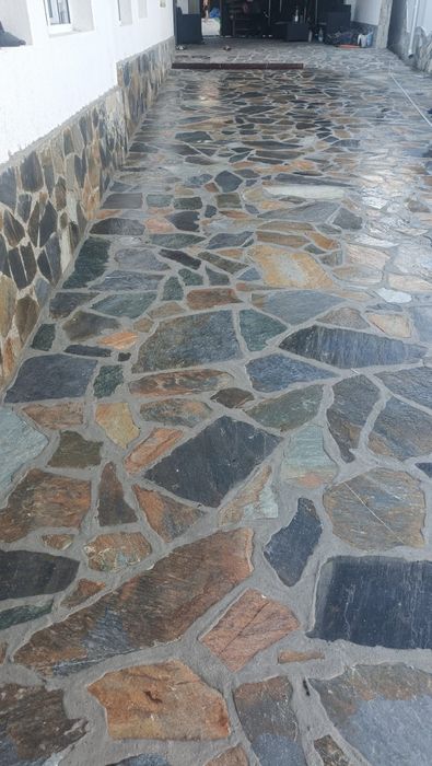 PIATRA naturala decorativa de calitate