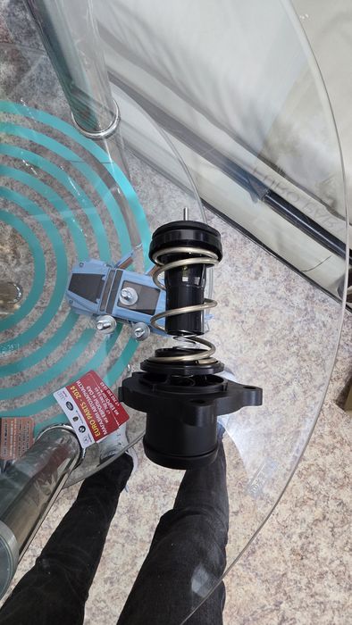 Термостат на range rover L405, range rover L494