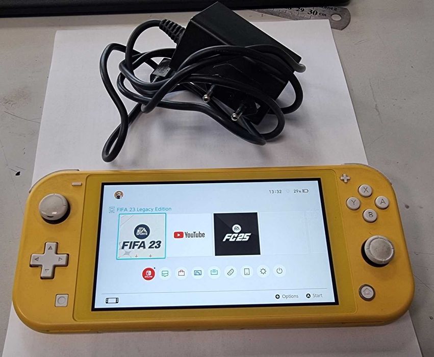 ***TOП ЦЕНА*** Nintendo Switch Lite + FIFA 23