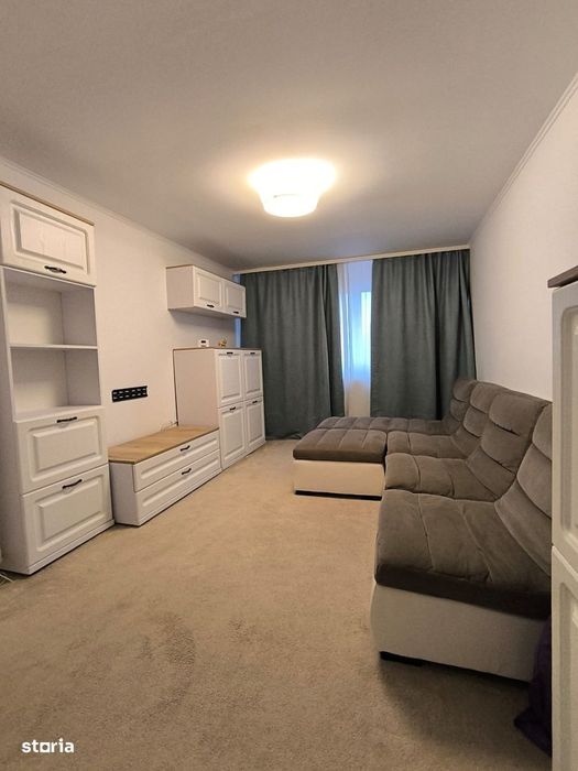 Apartament cu 3 camere cu centrala termica și aer condiționat