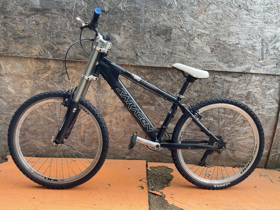 Bicicleta saracen  cadru aluminiu roti 26”