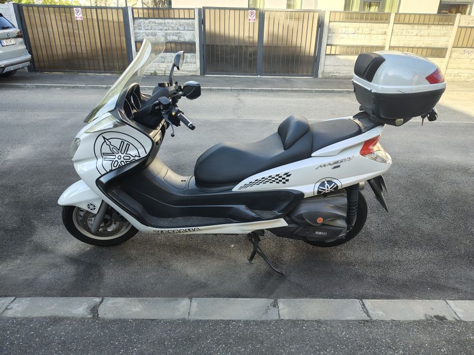 Scuter maxiscuter Yamaha majesty 400yp 2005 injectie