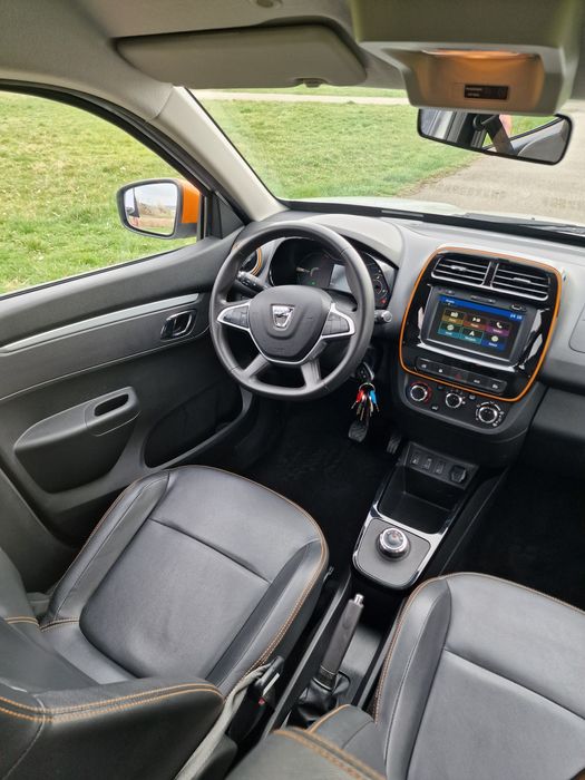 Dacia Spring electrică unic proprietar revizii reprezentanta