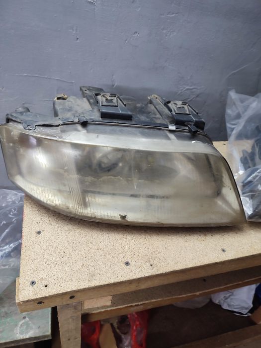 Фары ауди А6 С5 оригинал
