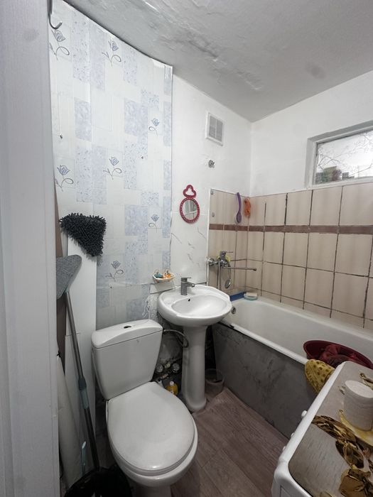Продам 1 комн , бэст , скгу