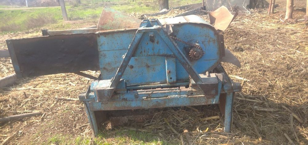 Трактор сотилади. Беларусь