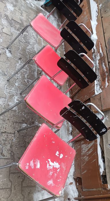 Продам стулья кухонные