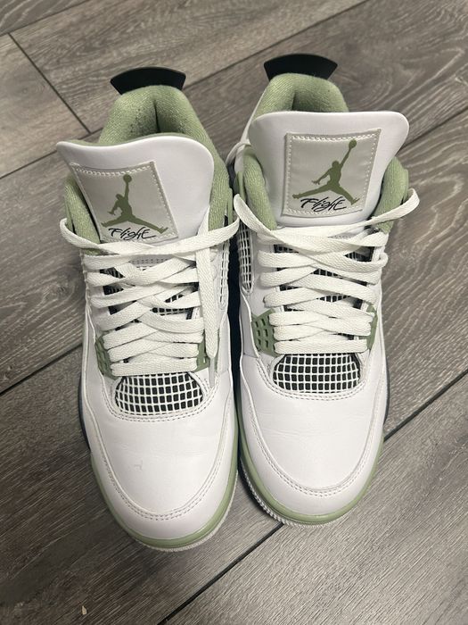 Jordan 4 Seafoam