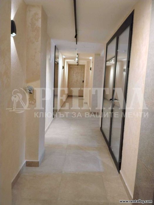 Продава се Тристаен апартамент в Пловдив, Тракия - 150 кв.м за 500 €/кв.м - Снимка #12