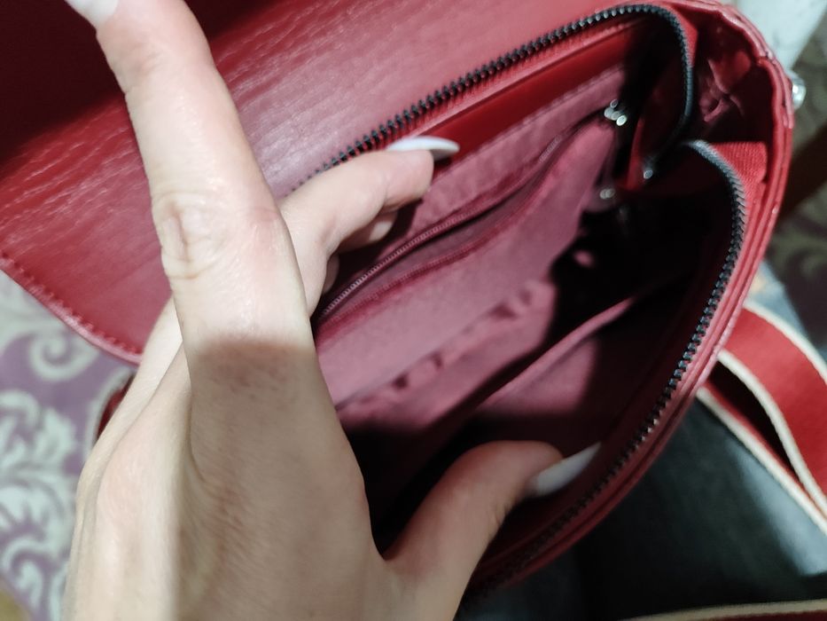 Женская сумка  хорошего качества