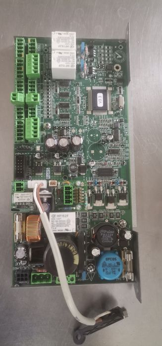Placa electronica  GEZE DCU2-F pentru acţionarea uşilor batante EMD-F