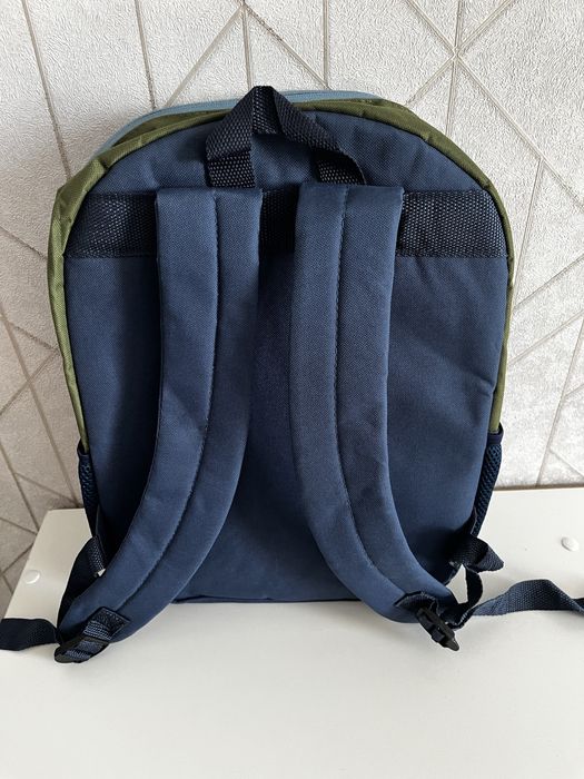 Продам школьный рюкзак