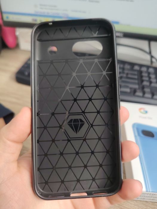 Google Pixel 8a, încă în garanție