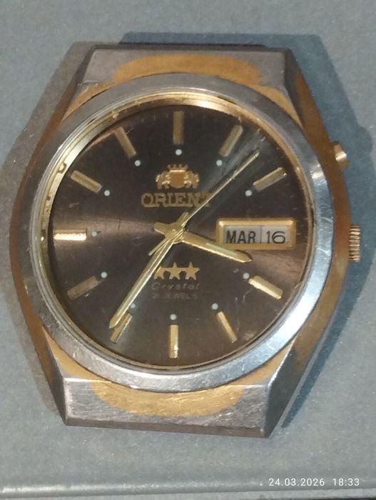 Часы наручные продам