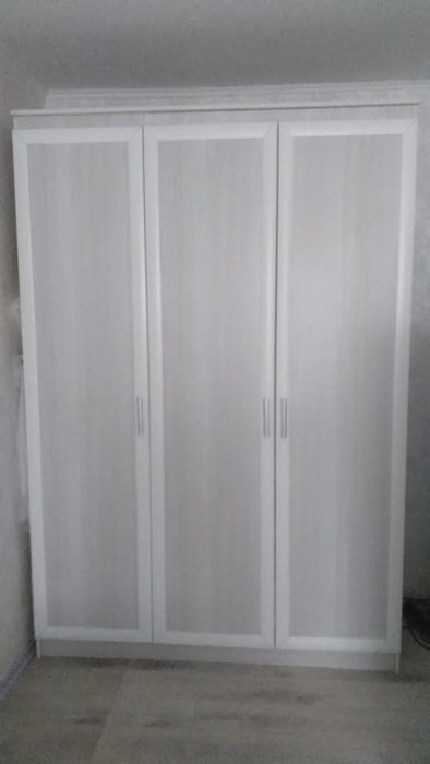 Продам шкафы, срочно