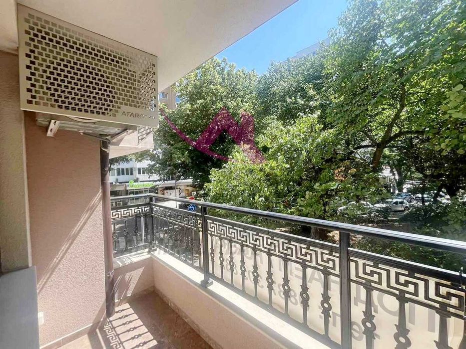 Дава се под наем Тристаен апартамент в Варна, Червен площад - 85 кв.м за 650 € - Снимка #5