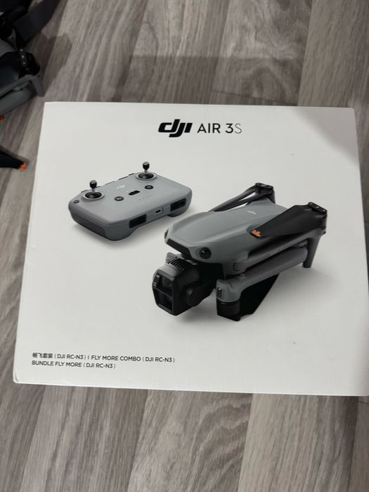 Dji air 3s fly more combo