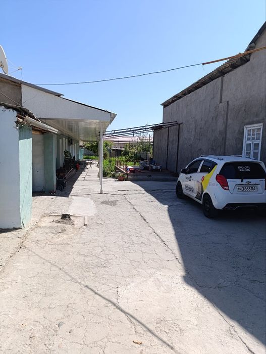 Срочно уй сотилади