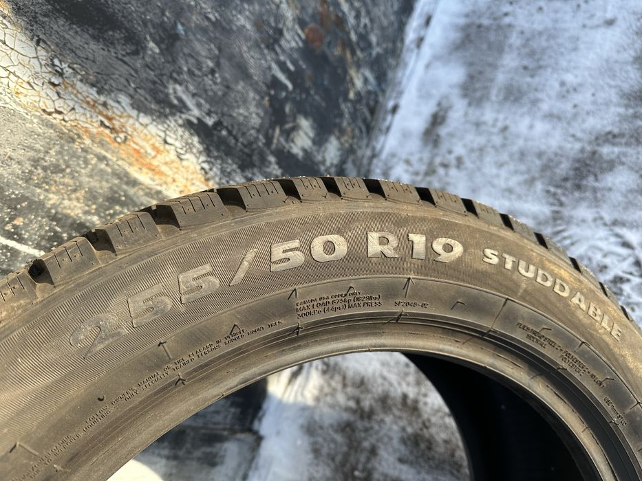 Один баллон. Шипованный.