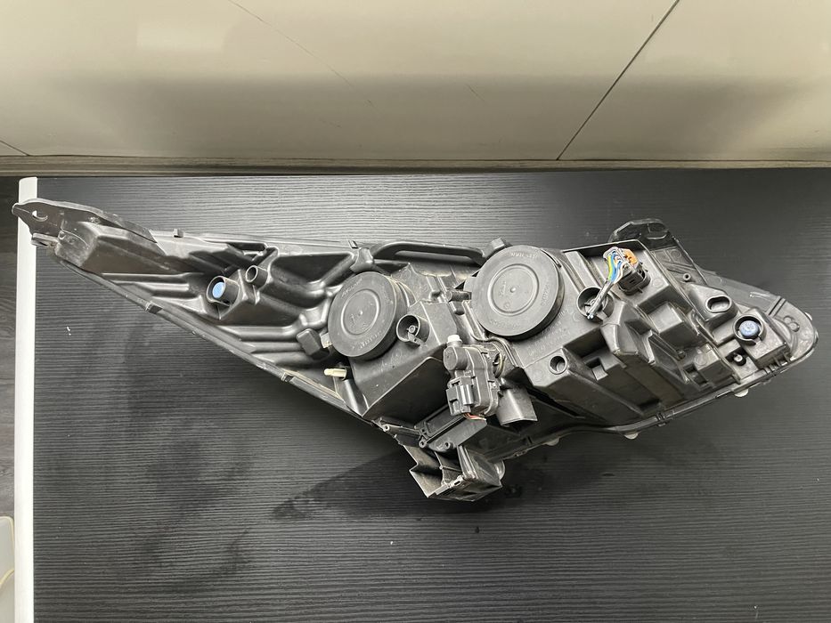 Ляв фар Пежо 3008 фейслифт, 2014-2016г