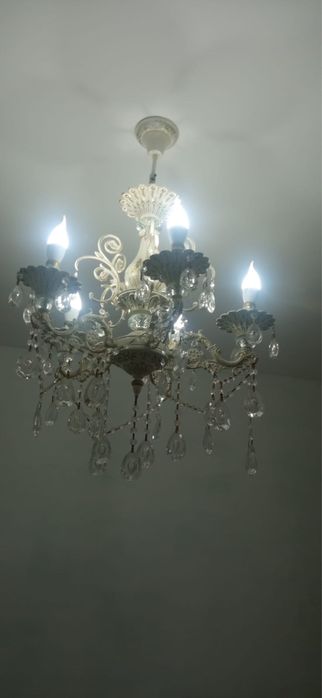 Люстры разного размера