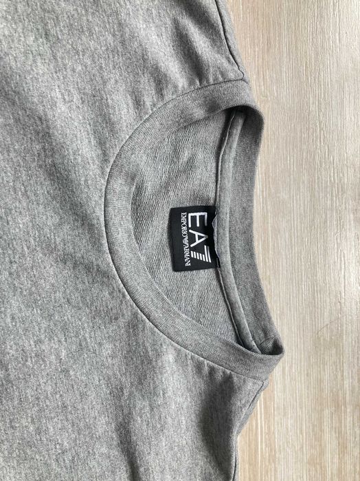 Армани EA7 Emporio Armani мъжка сива блуза фланела размер М