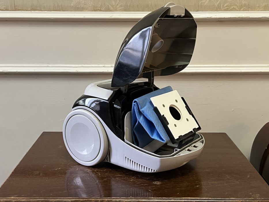 Пылесос Hyundai H-VC1595