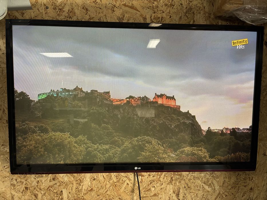 Телевизор  LG плазма