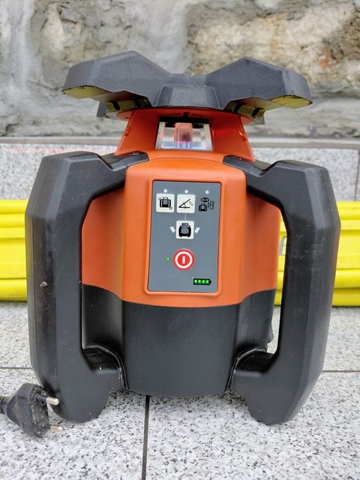 Hilti PR 30 HVS-A12 - Ротационен лазерен нивелир
