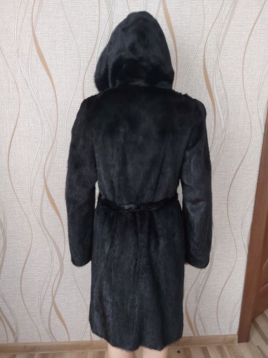 Продам норковую шубу