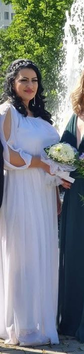 Rochie de mireasa simpla eleganta