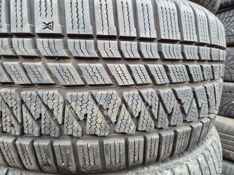 2 Anvelope de IARNA - 265/40/21 - KUMHO - CA NOI DOT 2022