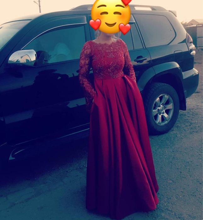 Продам платья