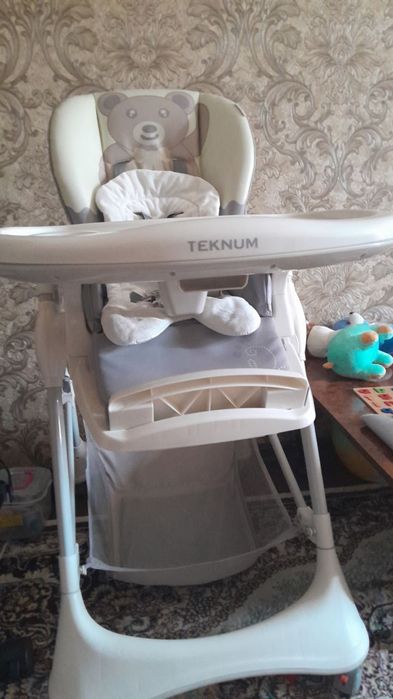 Bolalar ovqatlanadigan stoli