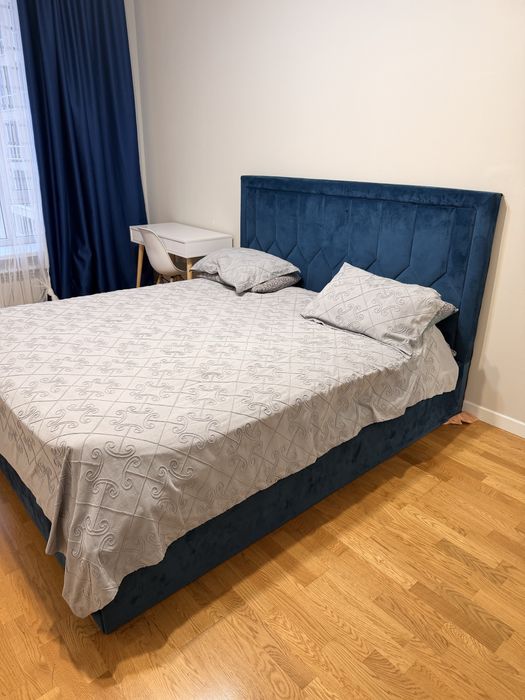 Продам кровать 180*200