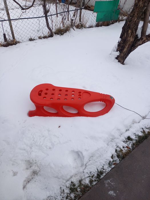 Продам санки, прочные!!!