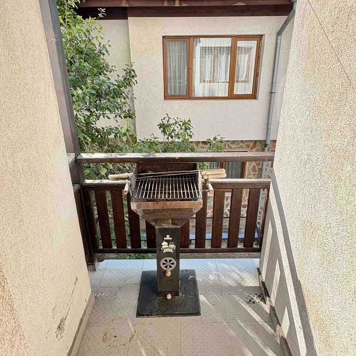 Дава се под наем Тристаен апартамент в Банско - 100 кв.м за 400 € - Снимка #9