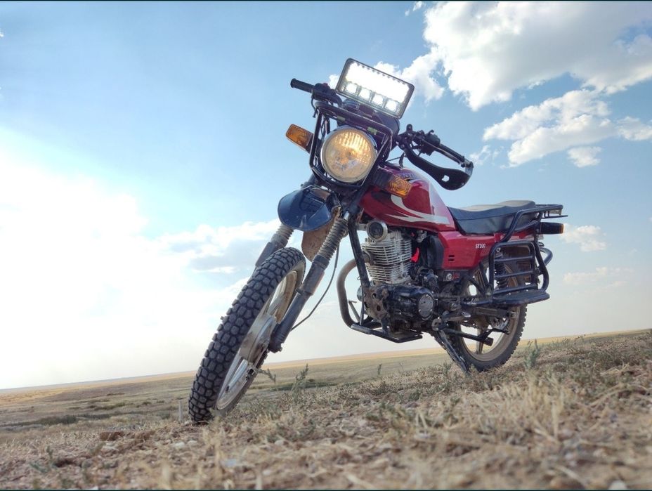 Мотоцикл 200 куб