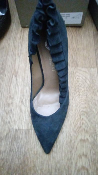 Туфли шпильки чёрные
