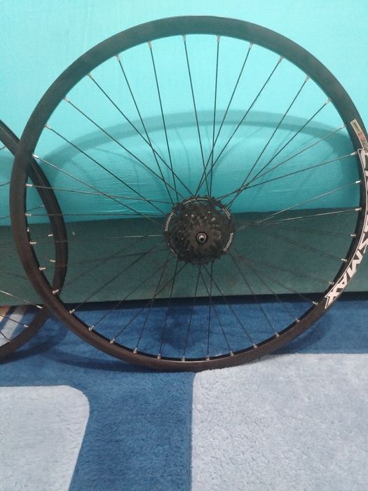 Roti 29 inch exact cum se vad în imagine.