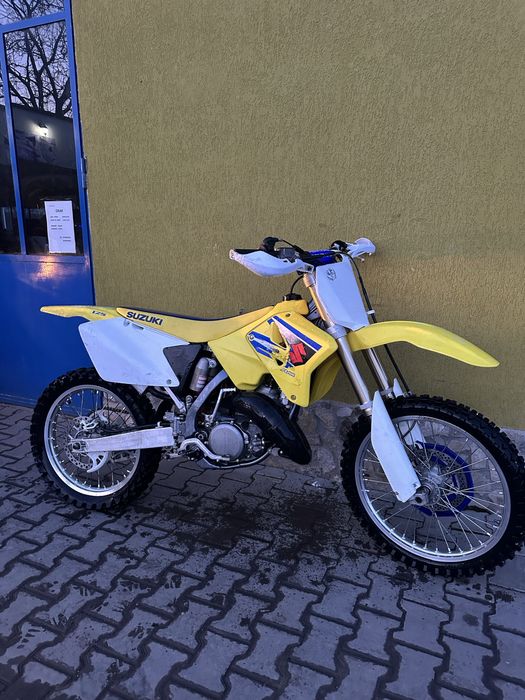 Suzuki rm 125 [honda,yamaha,ktm]