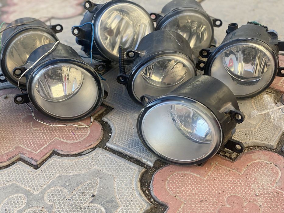 Противотунка туманка тойота камри всех модел 40-45