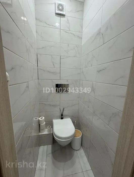 Продам 4х комн квартиру в центре