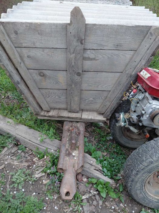 remorcuta tractor tileaga,