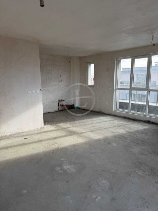 Продава се Тристаен апартамент в Пловдив, Христо Смирненски - 148 кв.м за 803 €/кв.м - Снимка #2